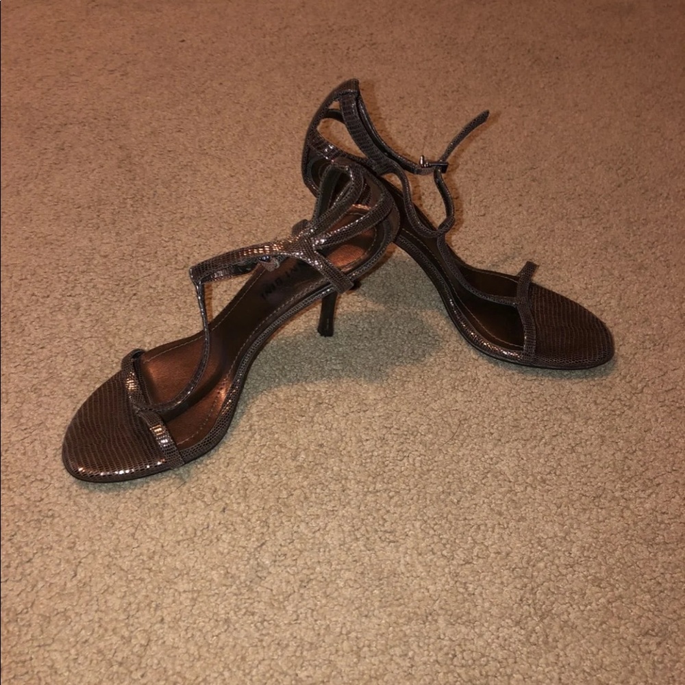 Dress sandals